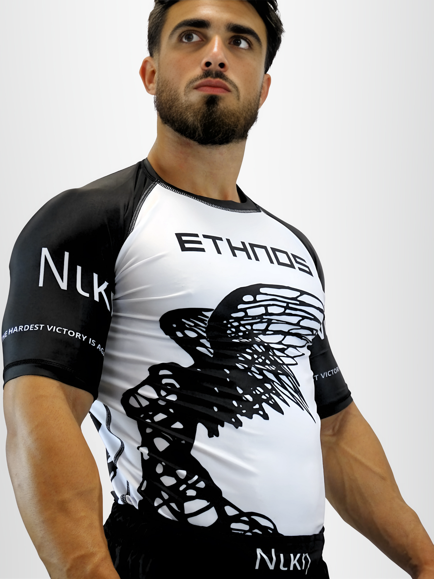 Νικη  RASH GUARD