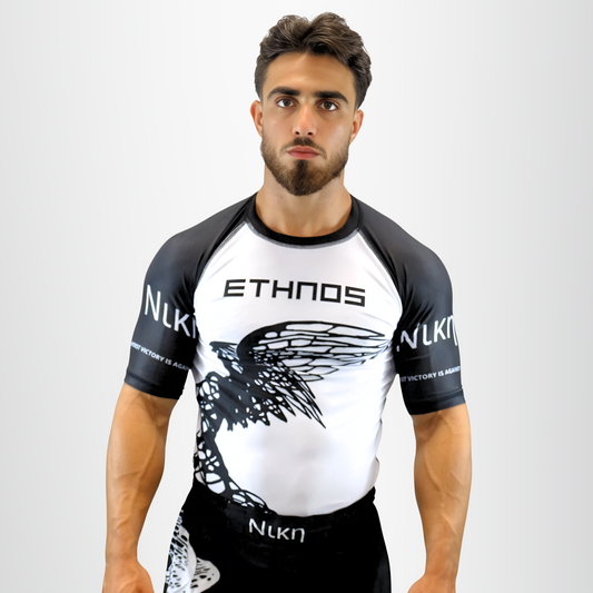Νικη  RASH GUARD