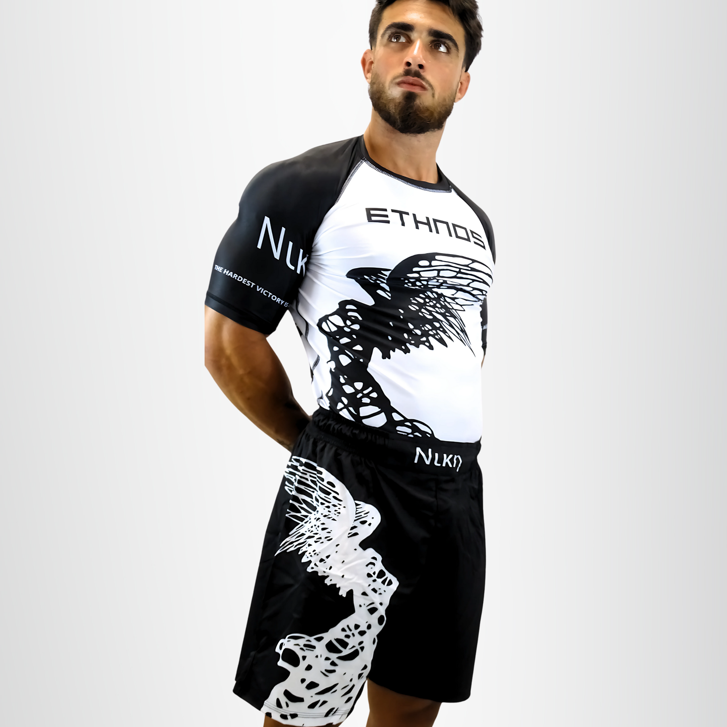 Νικη  RASH GUARD
