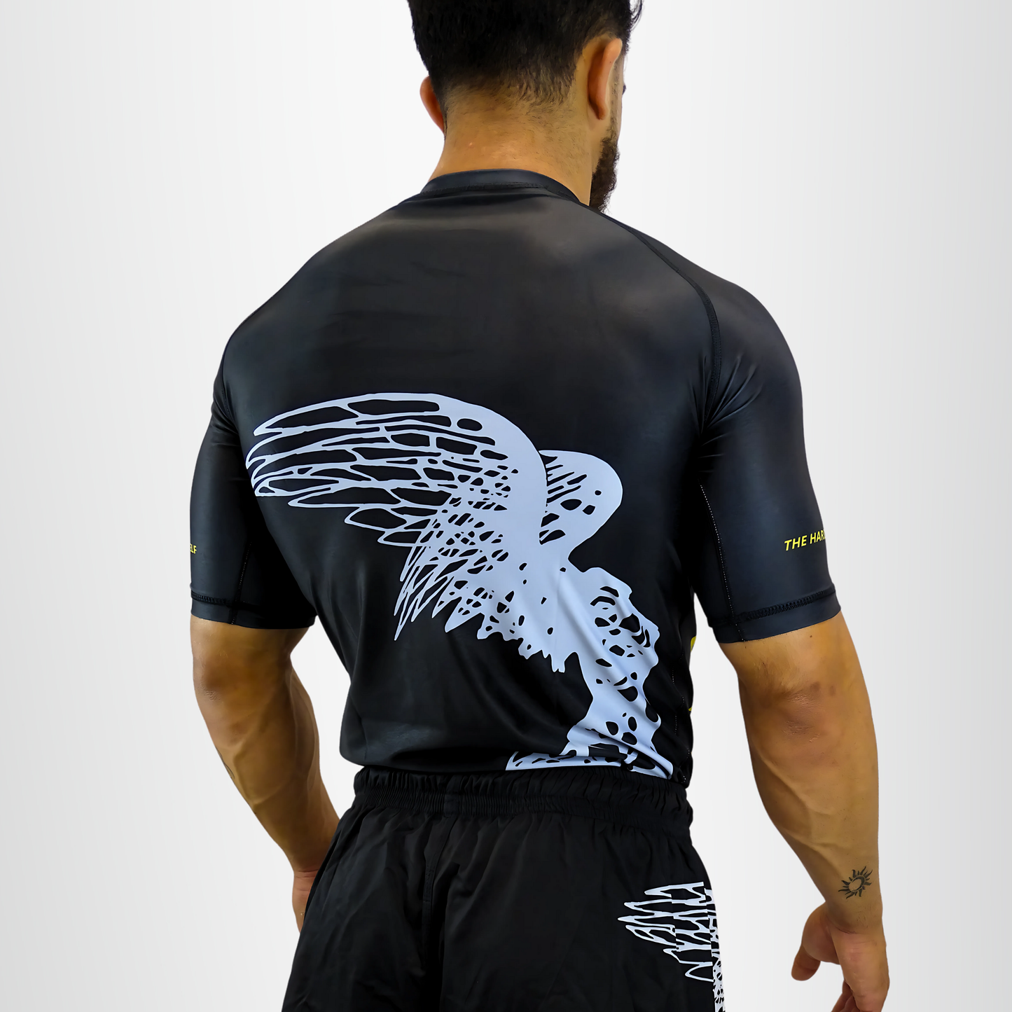 Νικη GOLD AND SILVER RASH GUARD