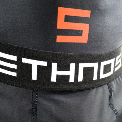 COMPRESSION SHORTS