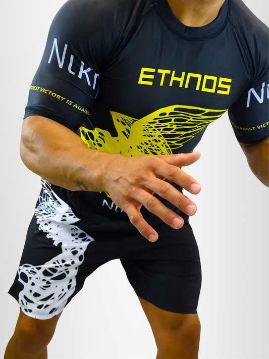 Νικη GOLD AND SILVER RASH GUARD